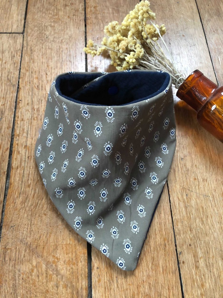 Bandana / Foulard Triangulaire Pour Chien Halloween - Blanc Et Orange - Tissu Polyester Doux - Réglable - Célébrations Festives